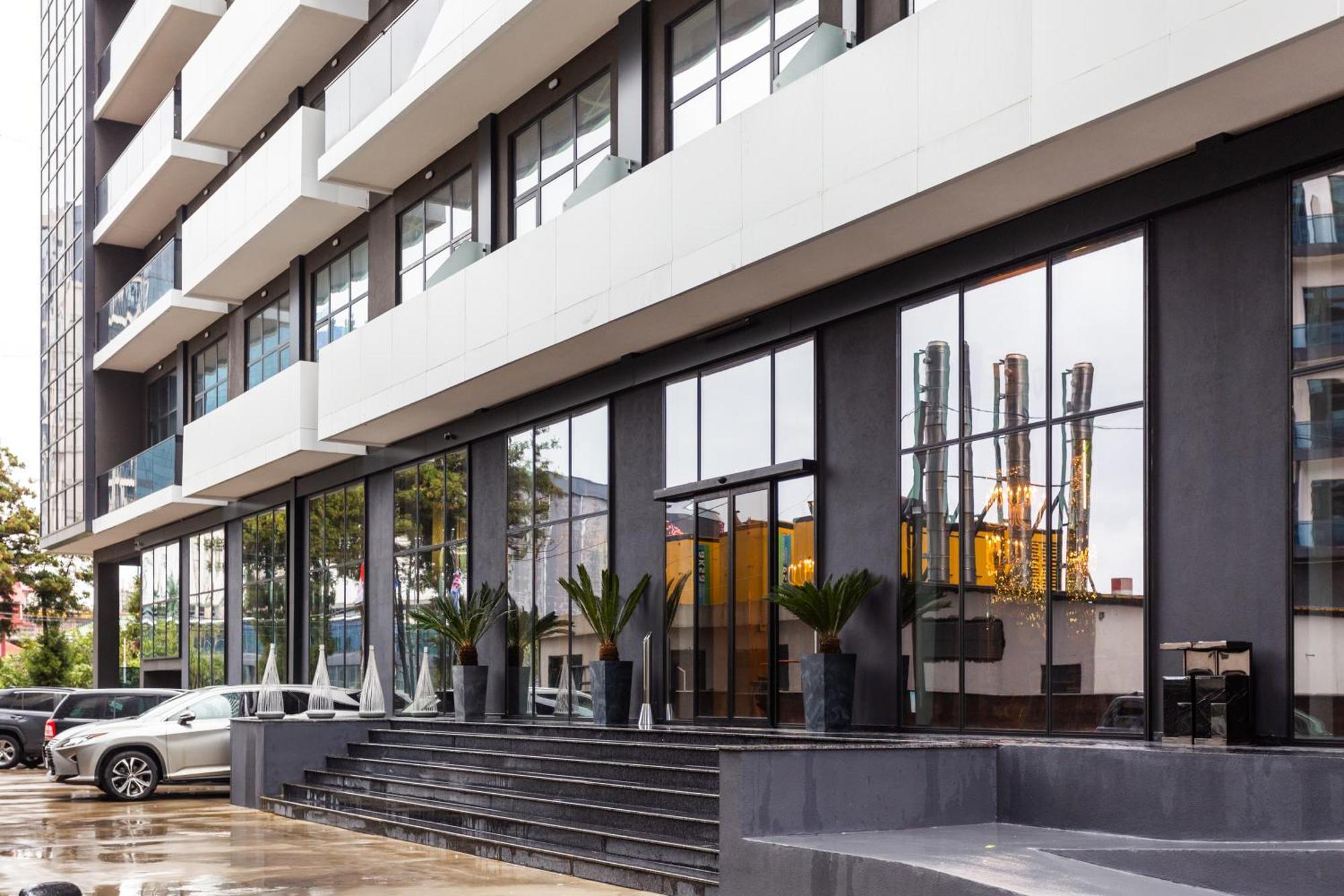 Nova Concierge Aparthotel Batumi Exterior photo
